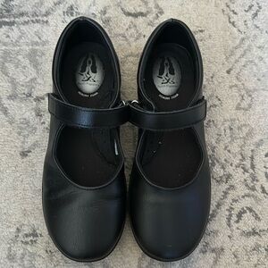 Girls Hush Puppies Mary Jane black leather size 3.5
